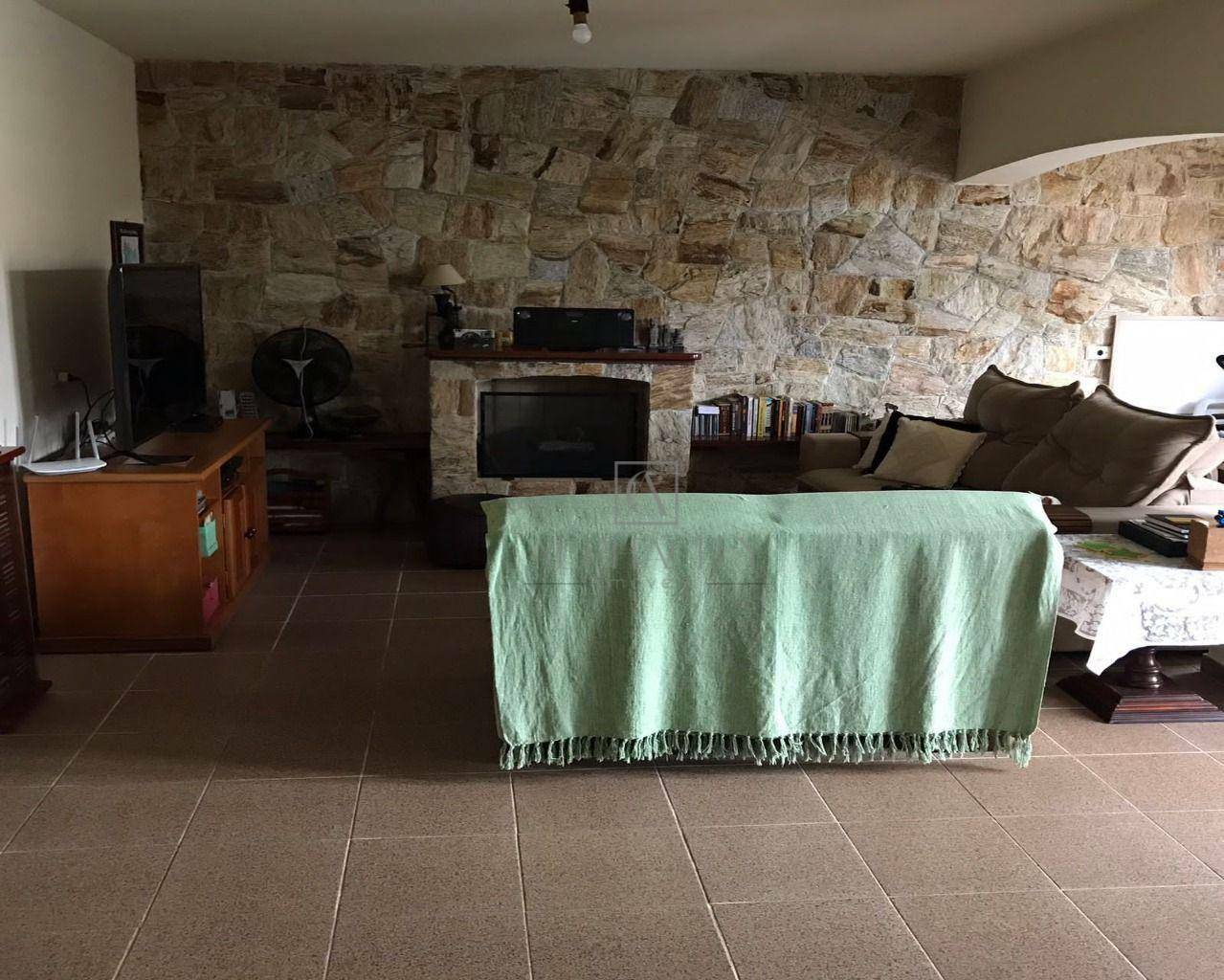 Casa de Condomínio à venda com 4 quartos, 350m² - Foto 9