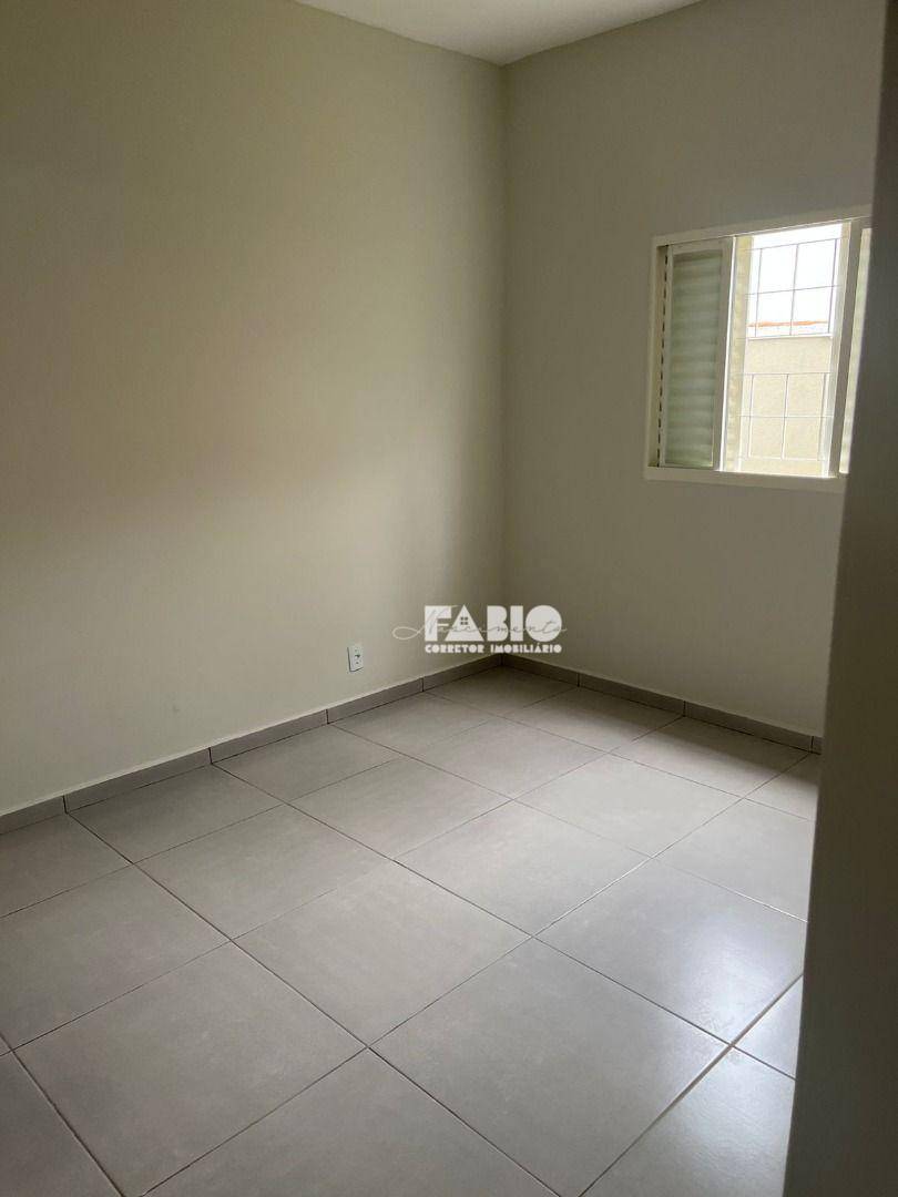 Casa à venda com 2 quartos, 99m² - Foto 14