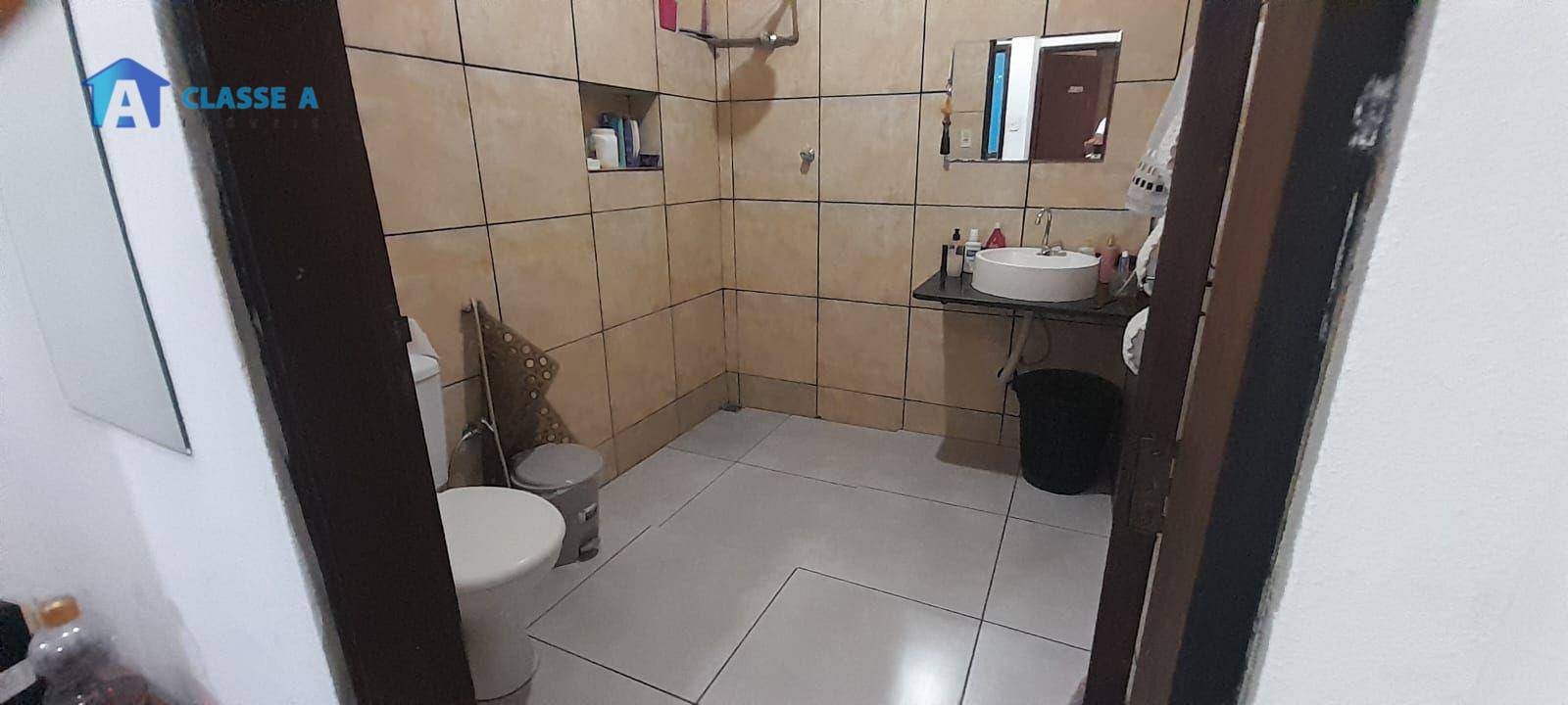 Casa à venda com 3 quartos, 60m² - Foto 6