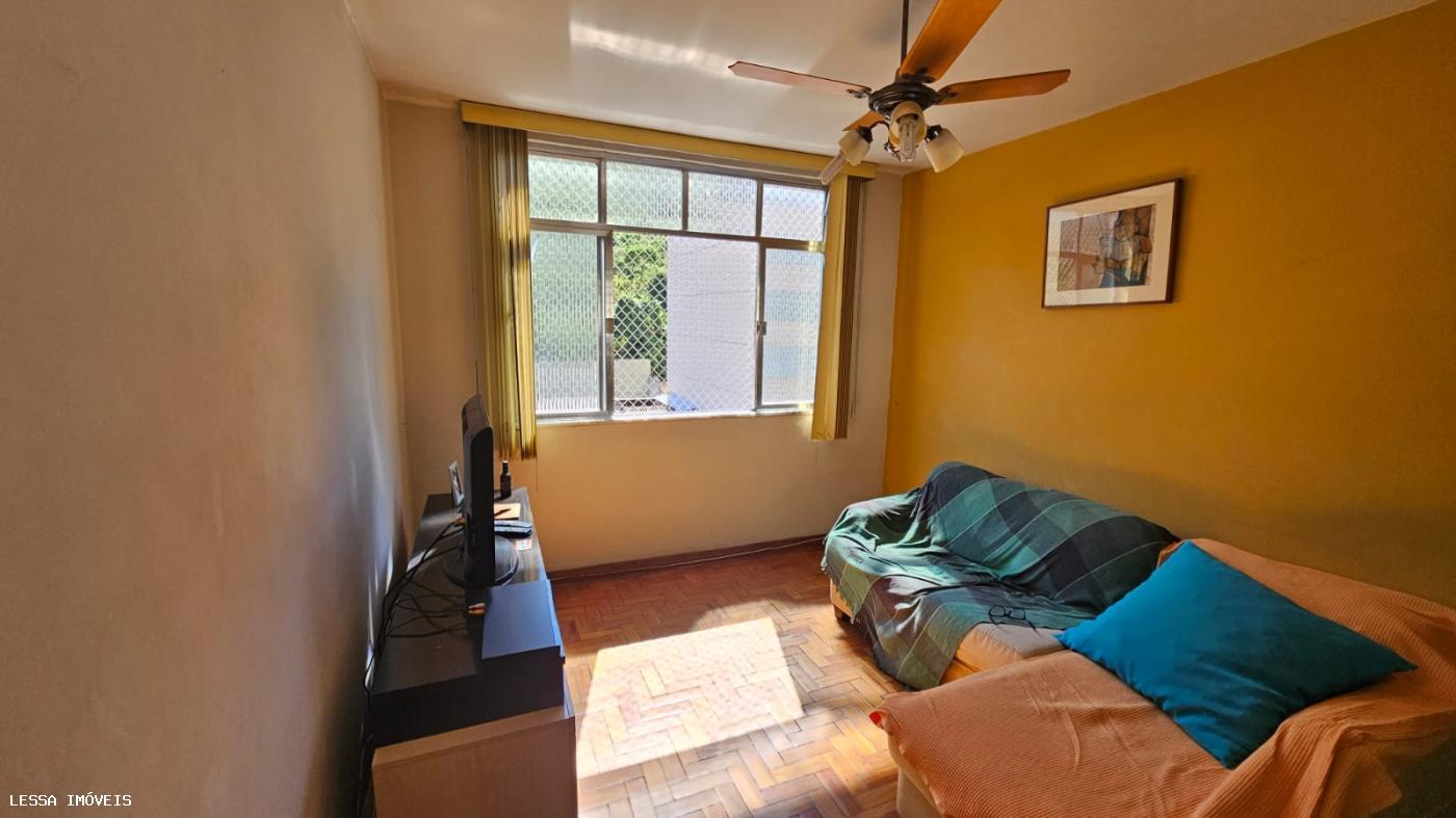 Apartamento à venda com 2 quartos, 60m² - Foto 8