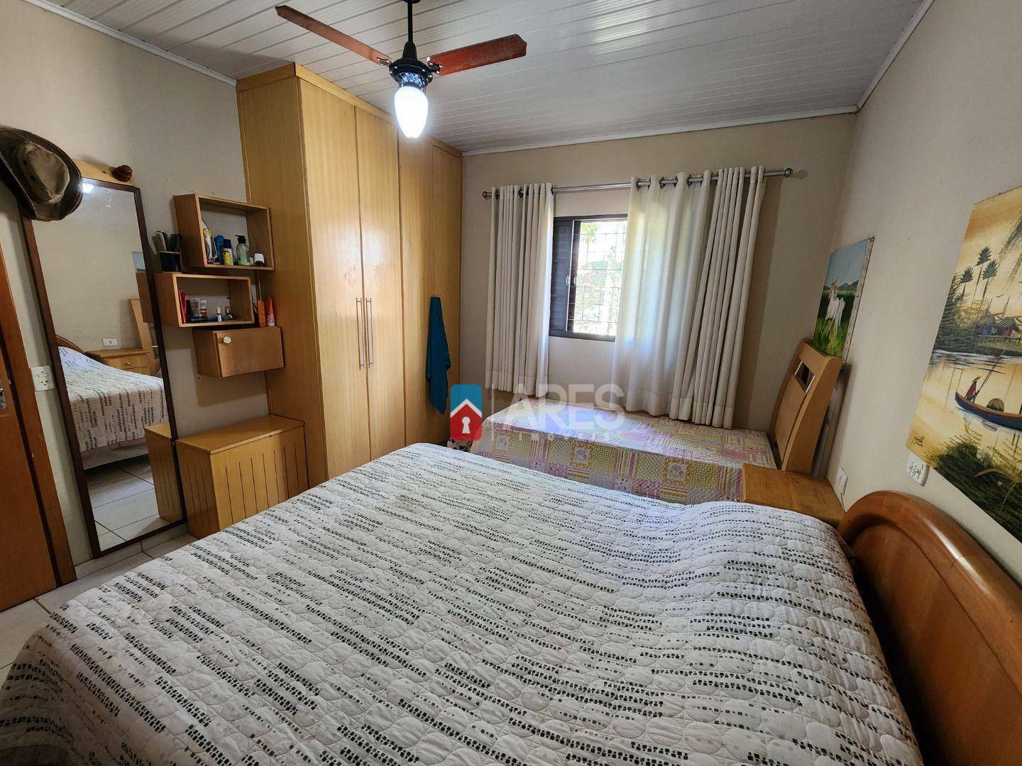 Chácara à venda com 2 quartos, 200m² - Foto 5