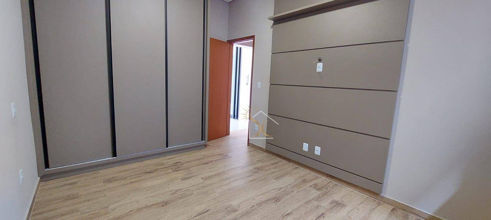 Casa para alugar com 3 quartos, 236m² - Foto 12