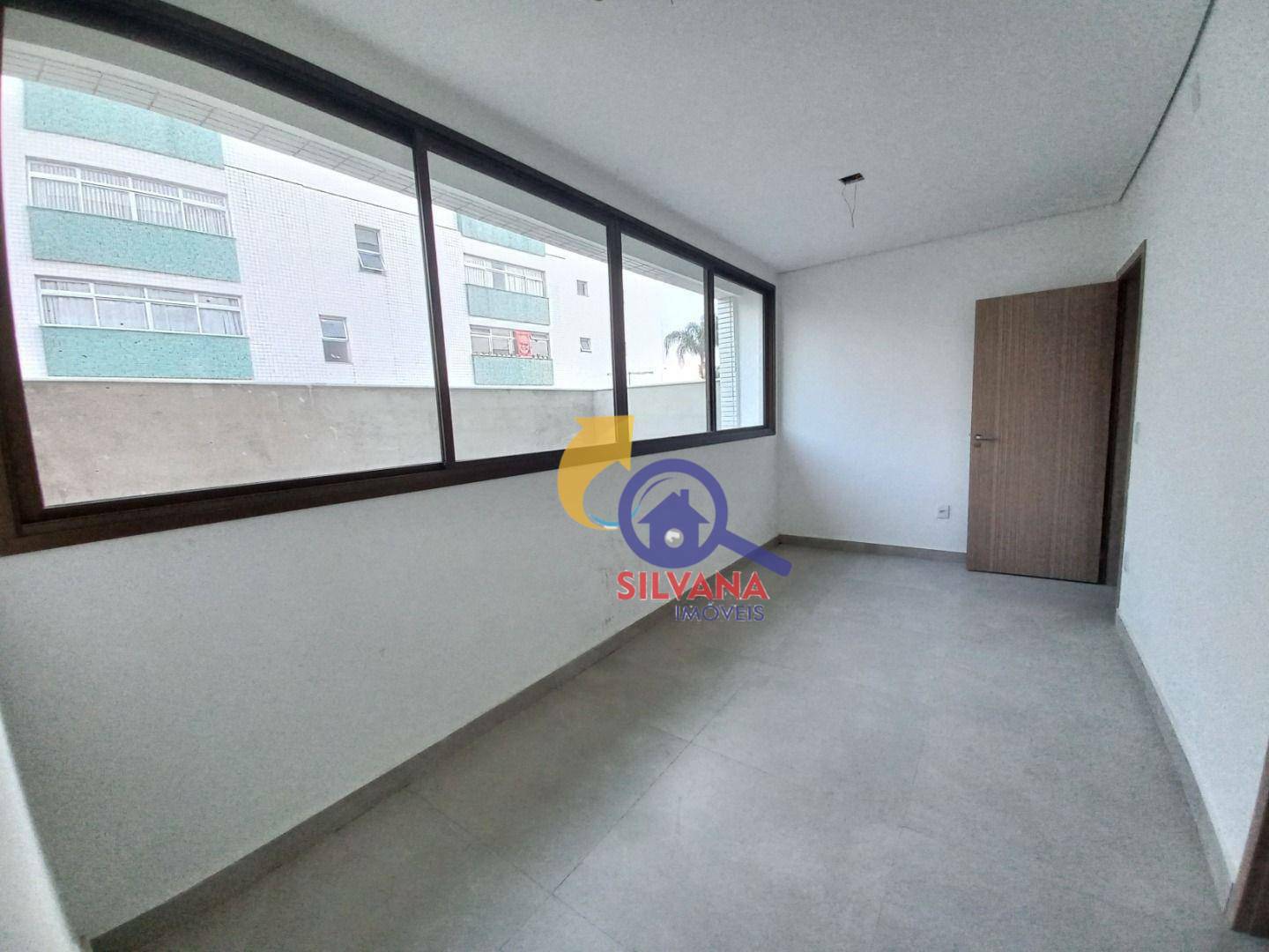 Apartamento à venda com 3 quartos, 63m² - Foto 1