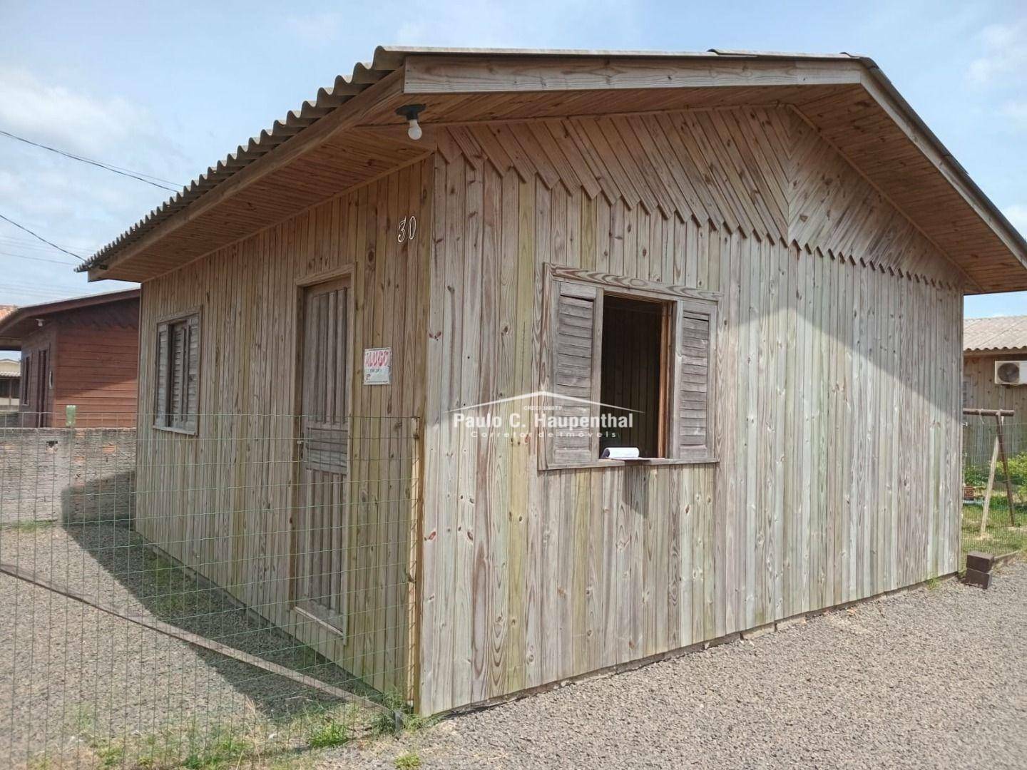 Casa para alugar com 2 quartos, 130m² - Foto 1