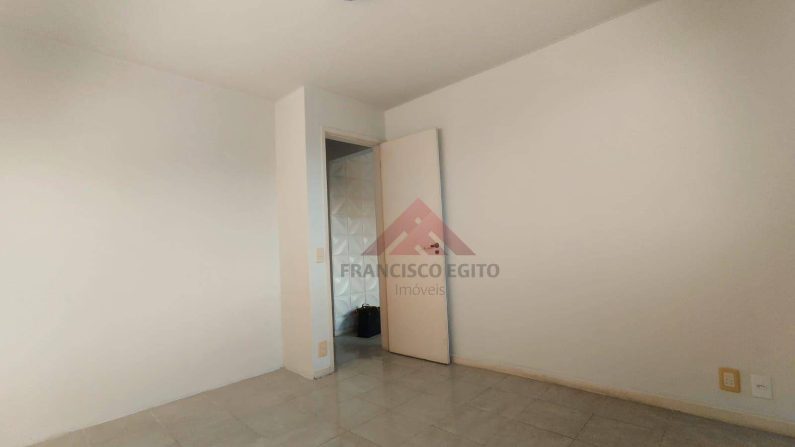 Apartamento à venda com 2 quartos, 39m² - Foto 13