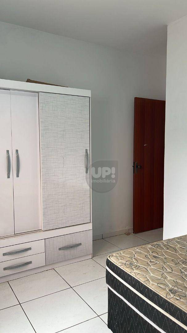 Casa à venda com 2 quartos, 150m² - Foto 12