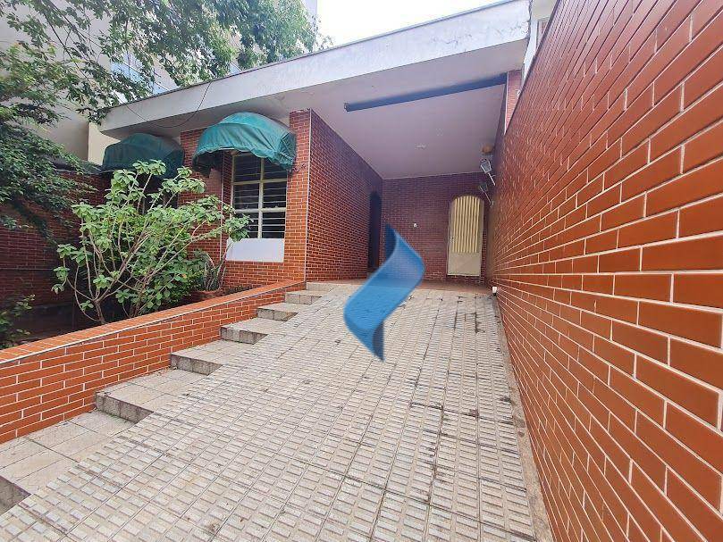 Casa à venda e aluguel com 3 quartos, 139m² - Foto 4