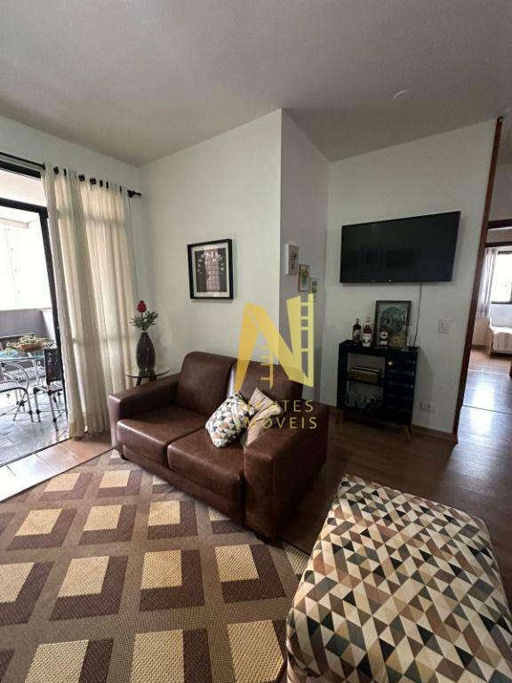 Apartamento à venda com 3 quartos, 123m² - Foto 2