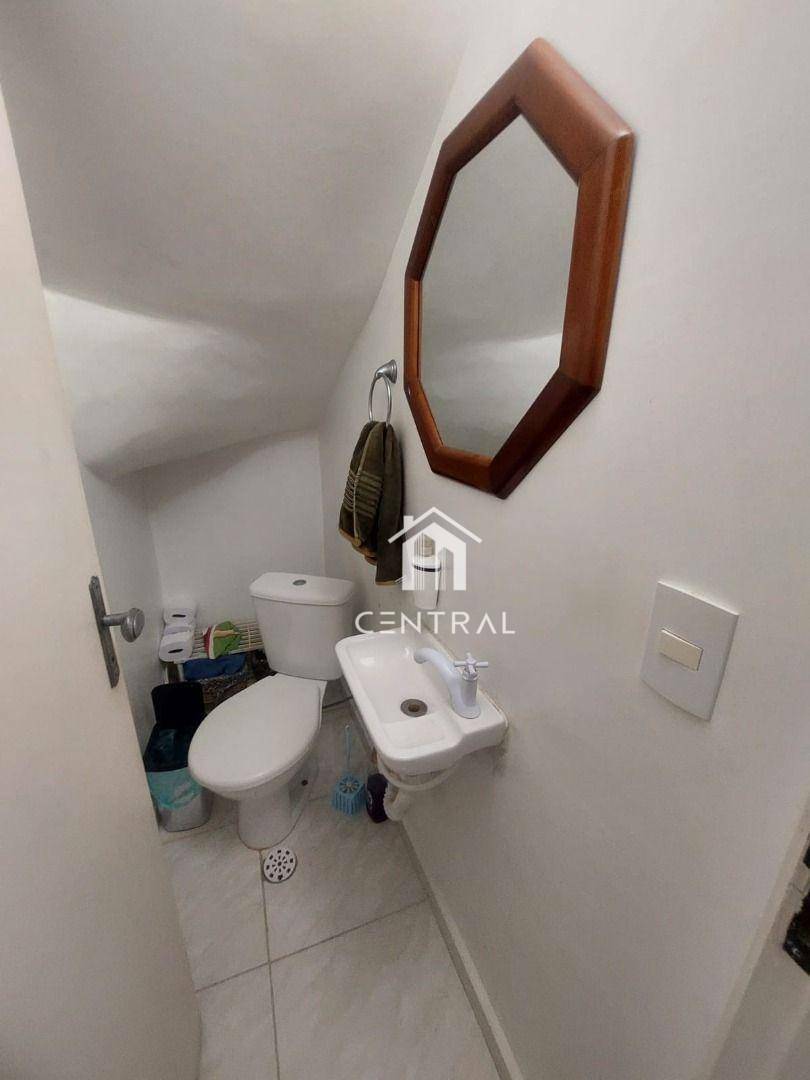 Sobrado à venda com 3 quartos, 180m² - Foto 23