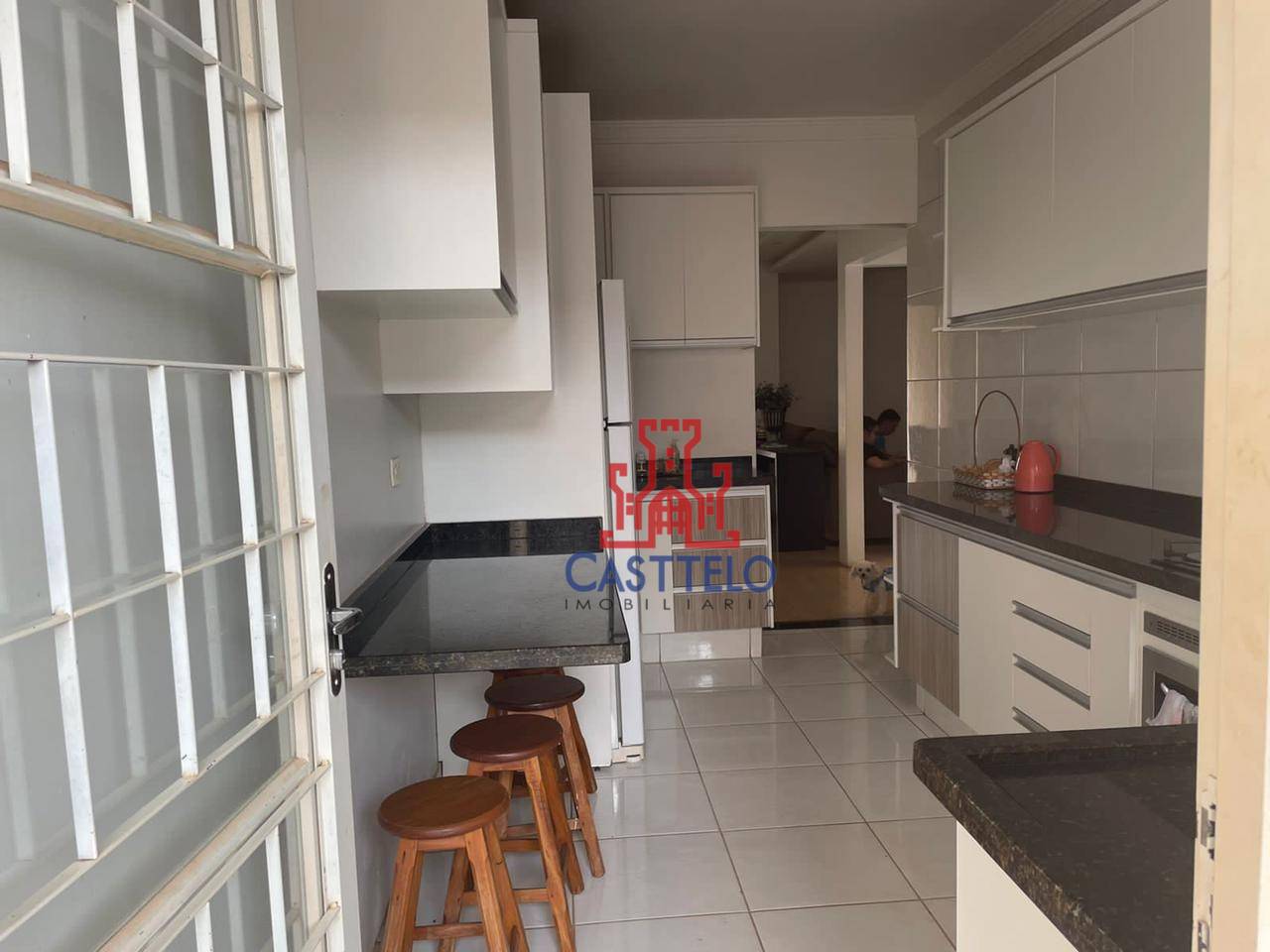 Casa à venda com 2 quartos, 93m² - Foto 13