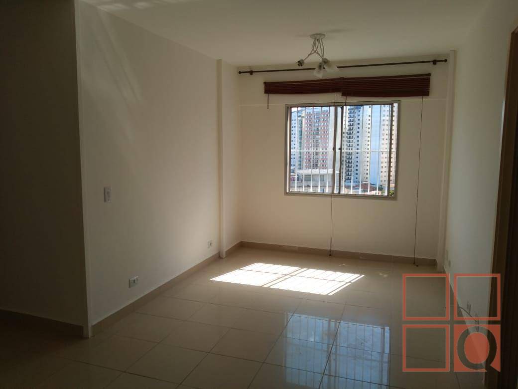 Apartamento à venda com 2 quartos, 62m² - Foto 3