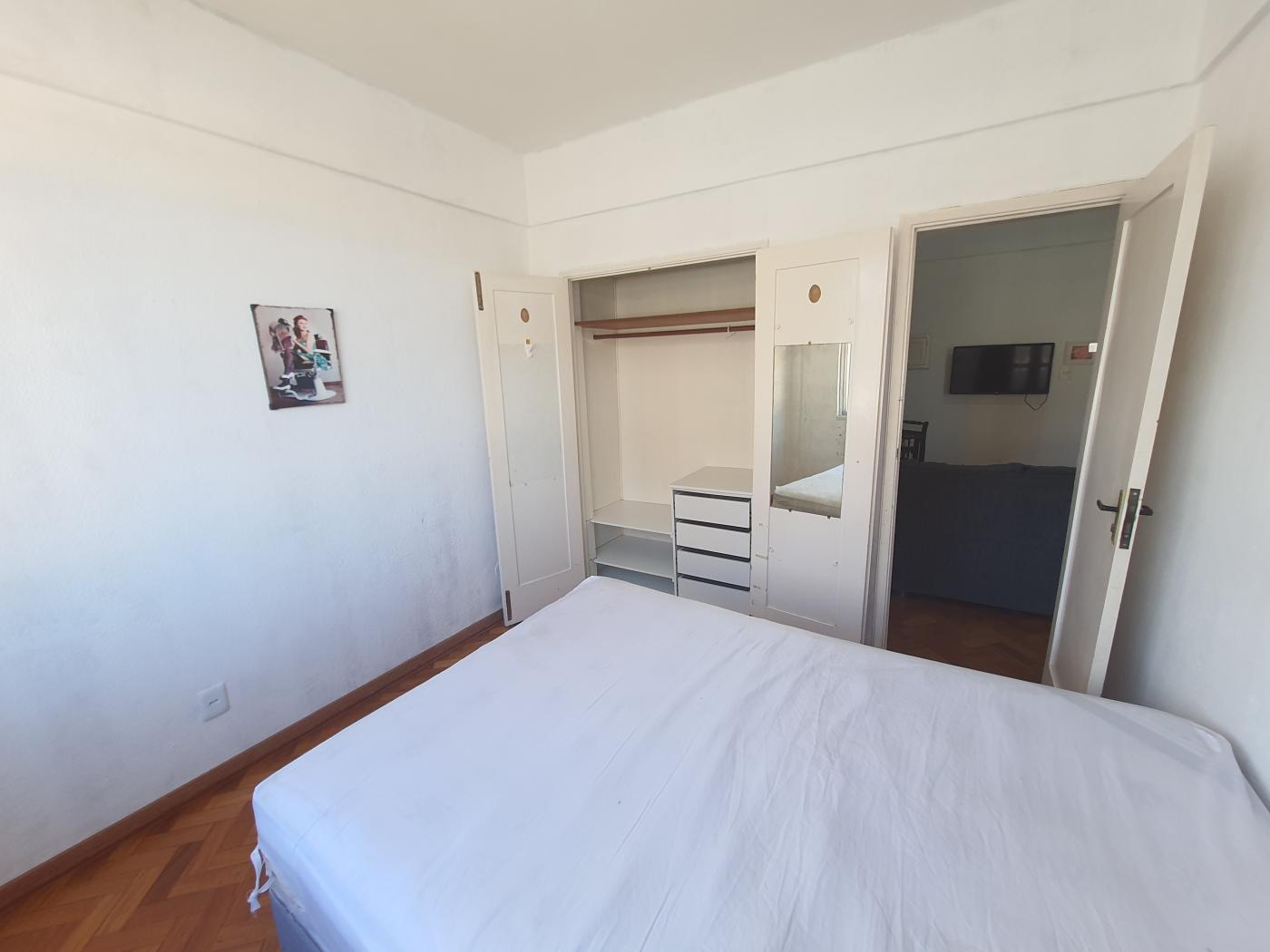 Apartamento à venda com 2 quartos, 35m² - Foto 2