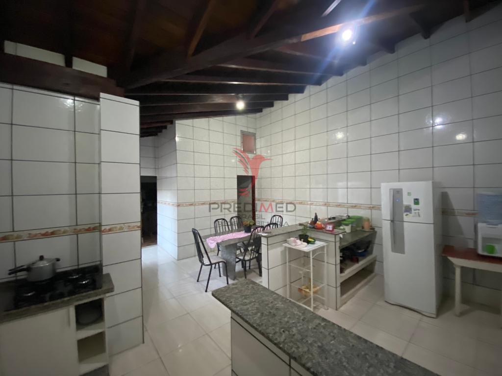 Casa à venda com 3 quartos, 270m² - Foto 14