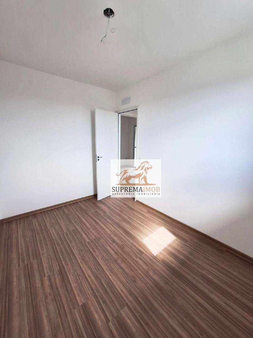 Apartamento à venda com 2 quartos, 62m² - Foto 11