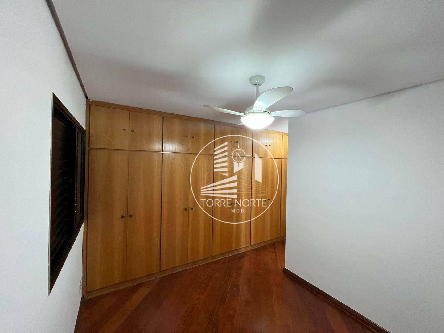 Apartamento à venda com 3 quartos, 95m² - Foto 18