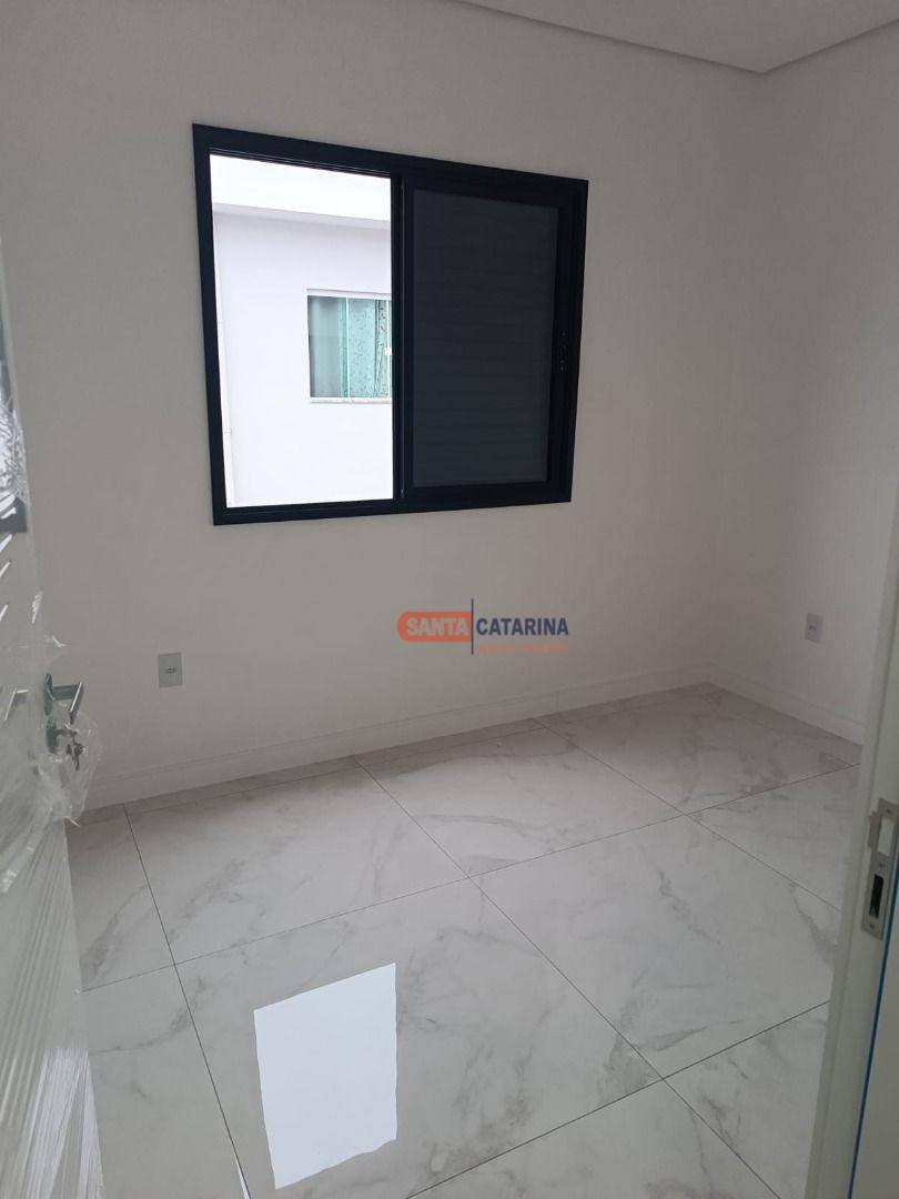 Sobrado à venda com 3 quartos, 100m² - Foto 7