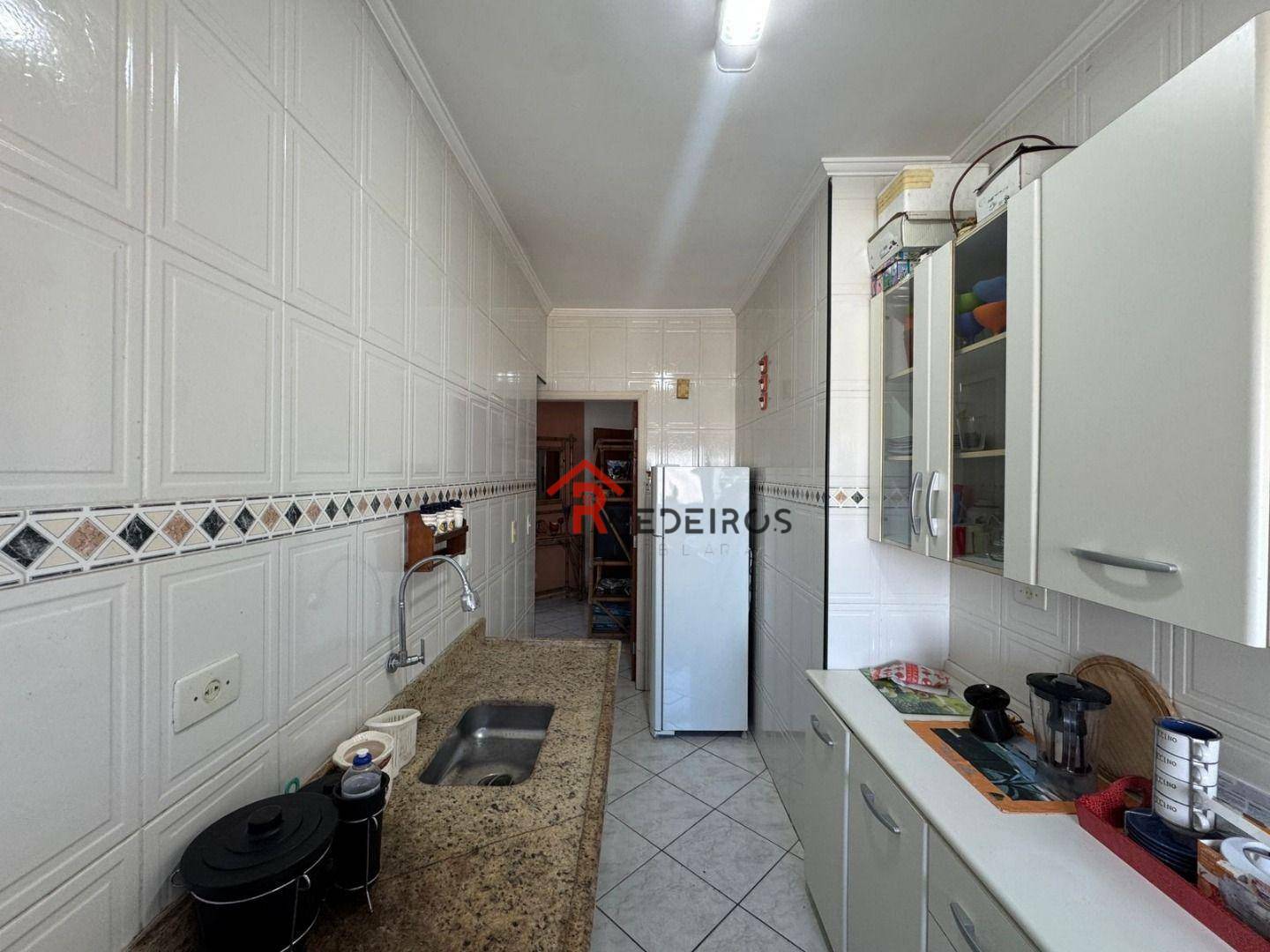 Apartamento à venda com 2 quartos, 71m² - Foto 8