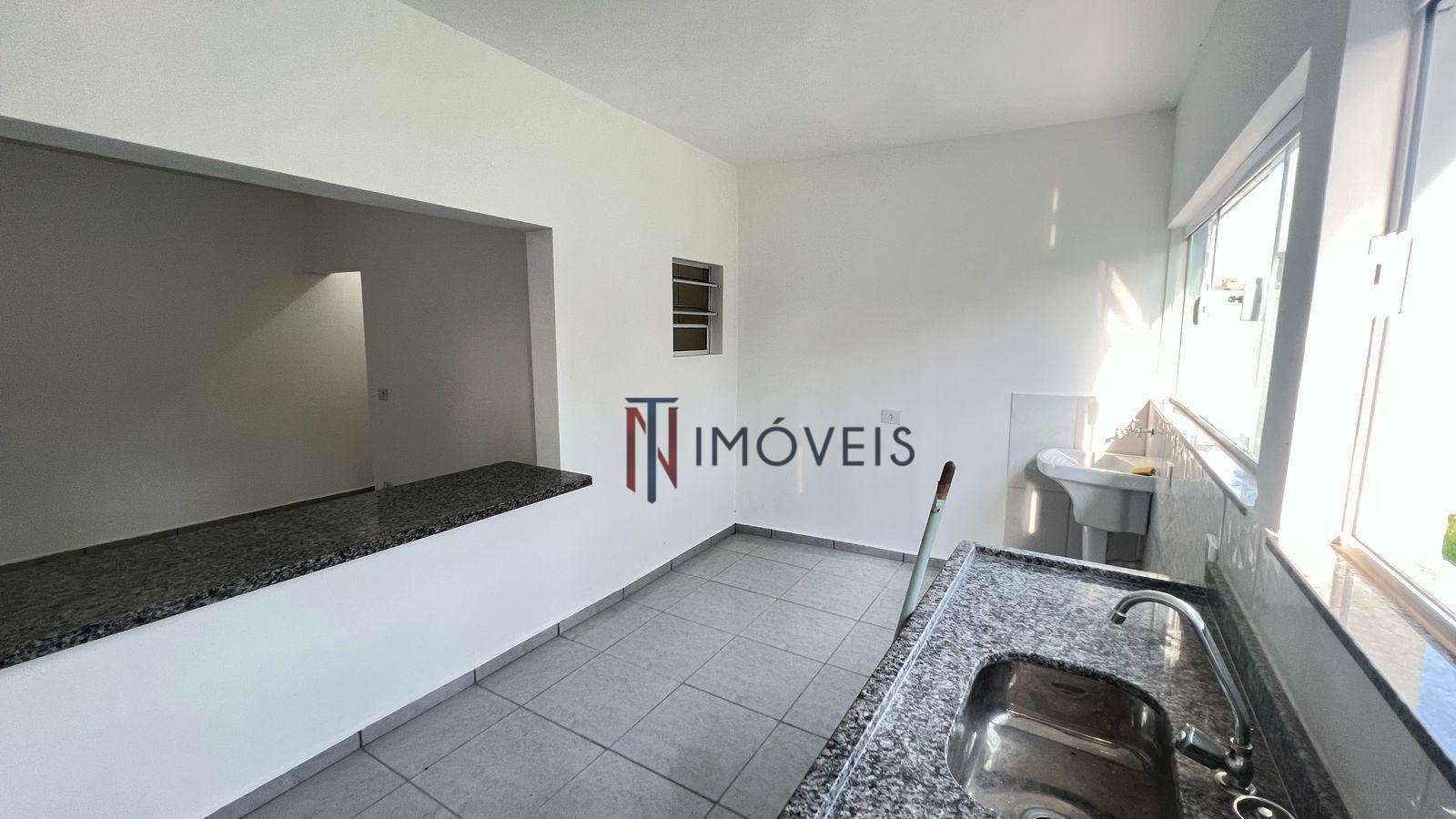 Casa para alugar com 2 quartos, 80m² - Foto 33