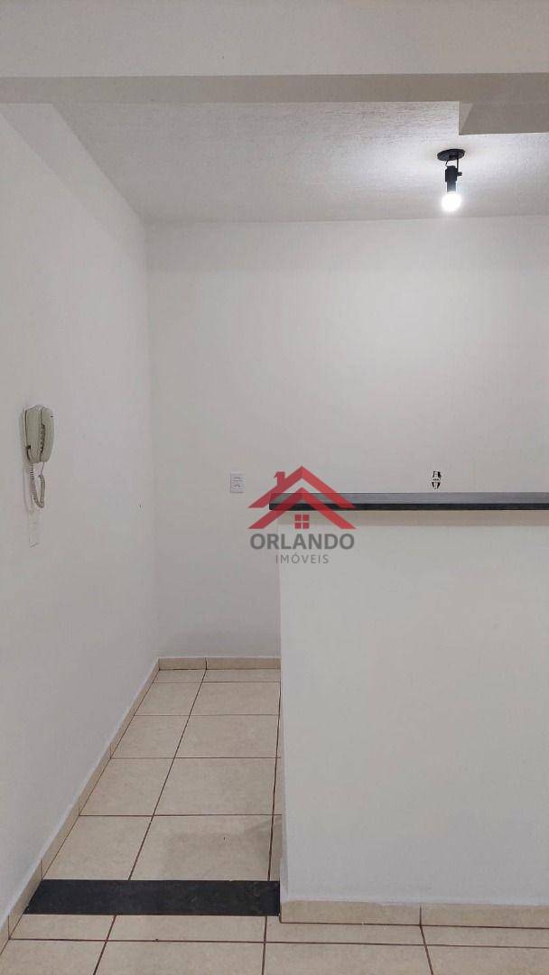 Apartamento à venda com 2 quartos, 43m² - Foto 4