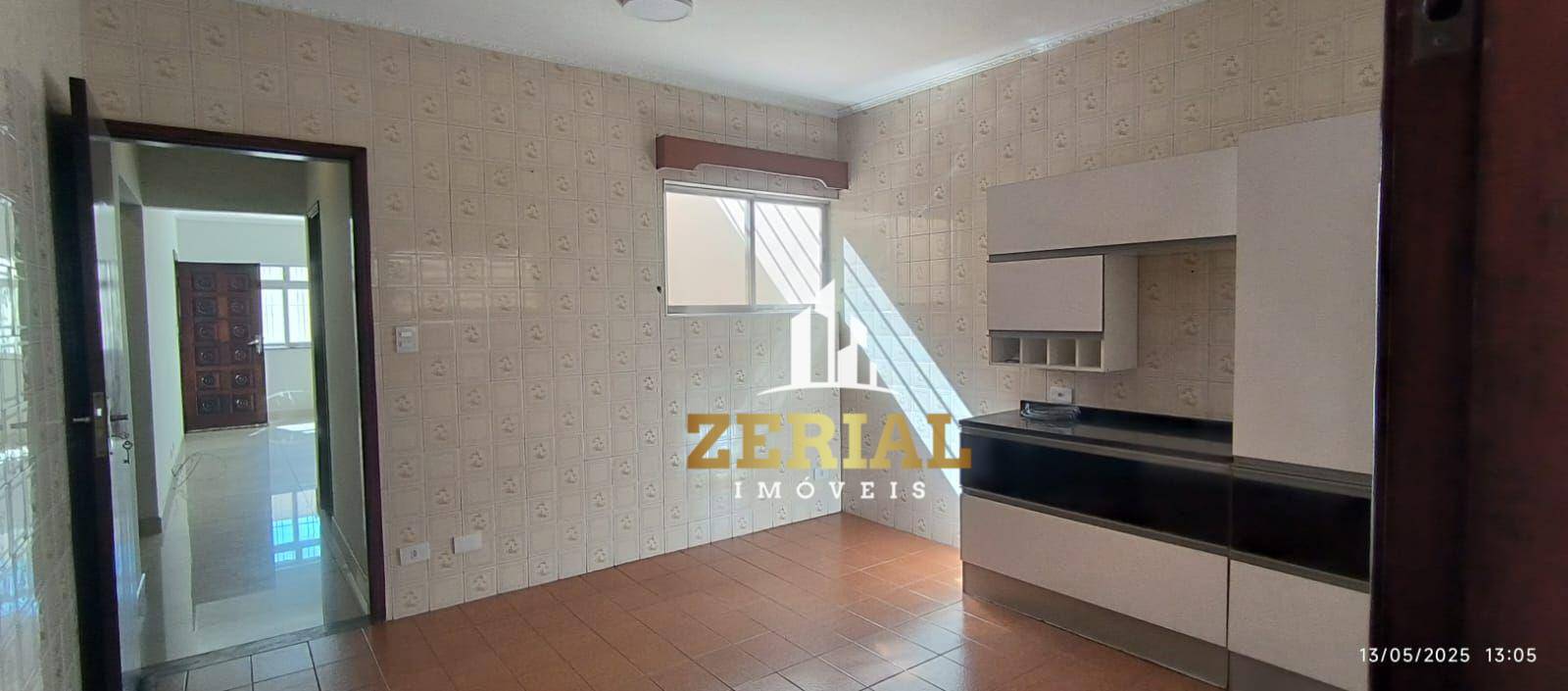 Casa para alugar com 4 quartos, 290m² - Foto 5