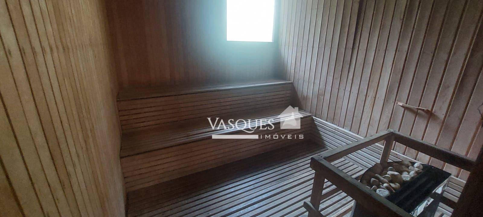 Casa de Condomínio para alugar com 4 quartos, 330m² - Foto 20