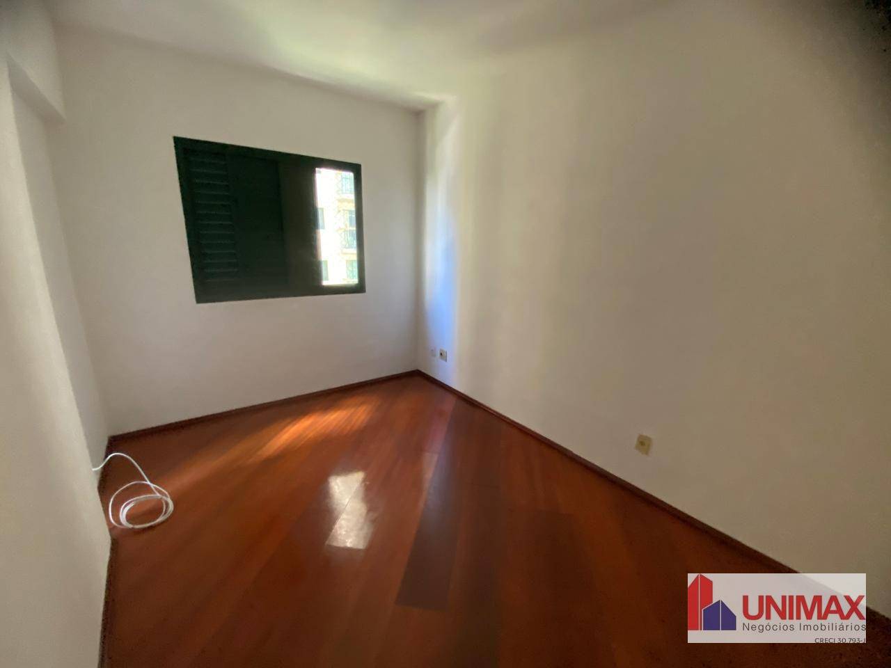 Apartamento para alugar com 2 quartos, 65m² - Foto 7