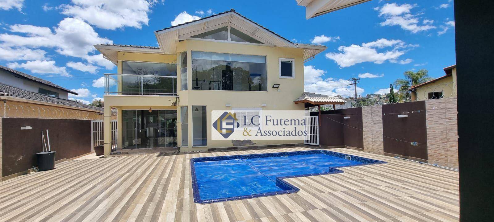 Casa de Condomínio à venda com 4 quartos, 400m² - Foto 28