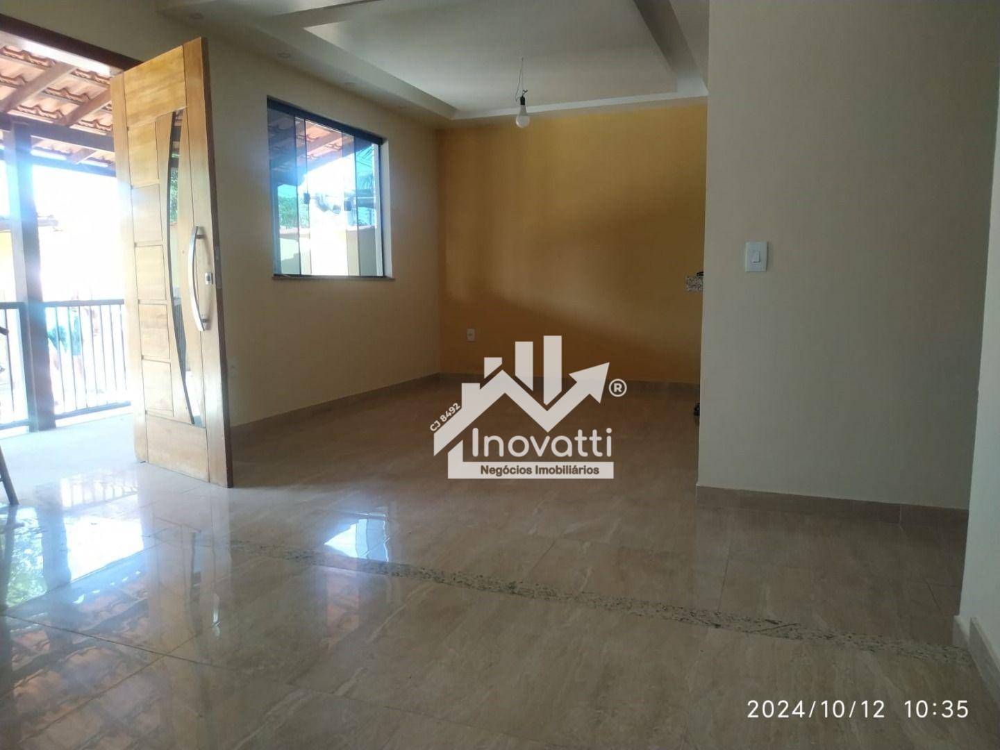 Casa à venda com 3 quartos, 110m² - Foto 13