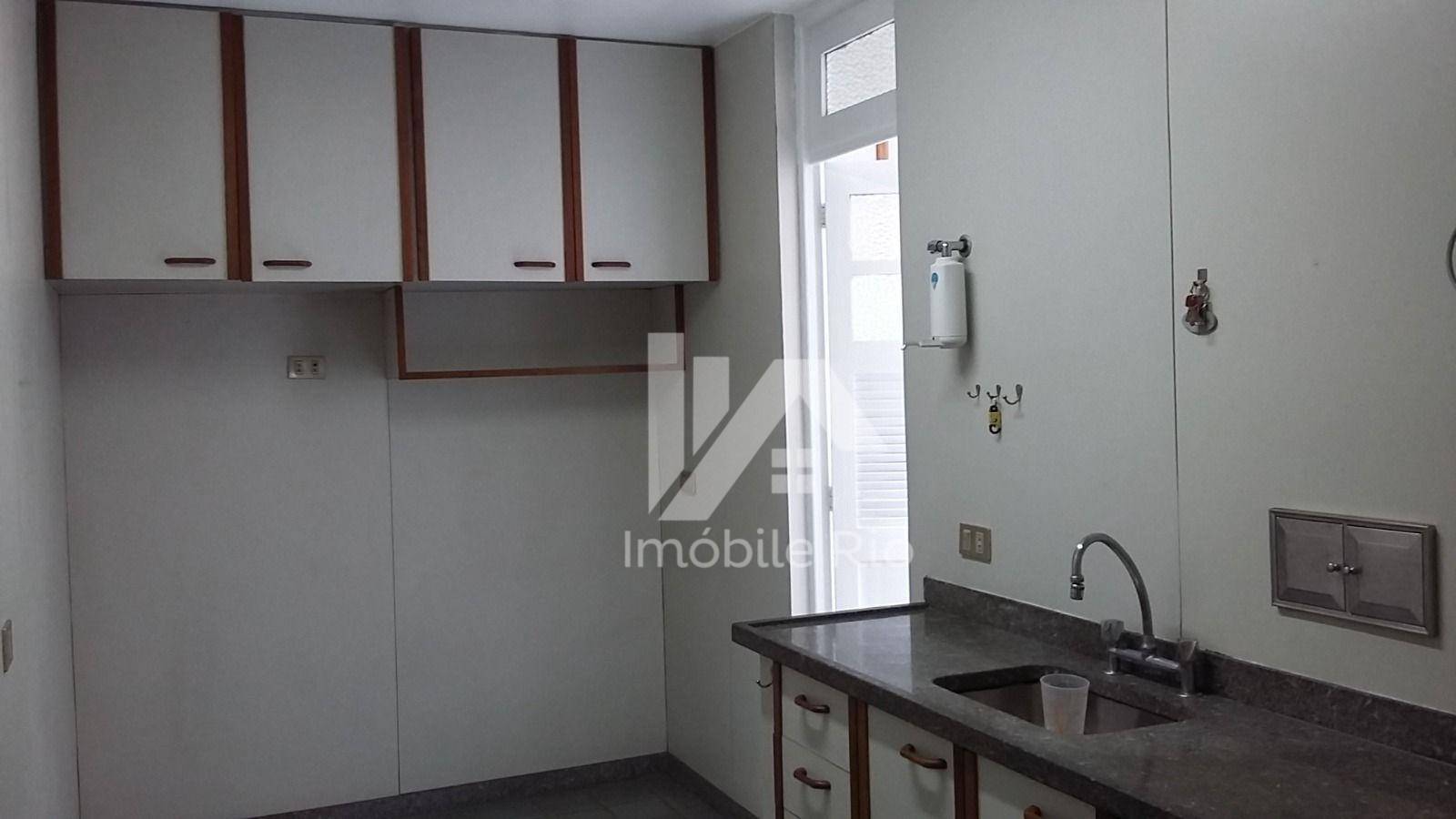 Apartamento à venda com 2 quartos, 65m² - Foto 3