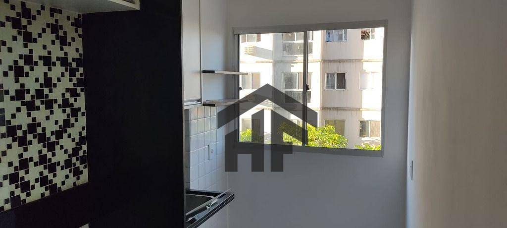 Apartamento à venda com 2 quartos, 45m² - Foto 12