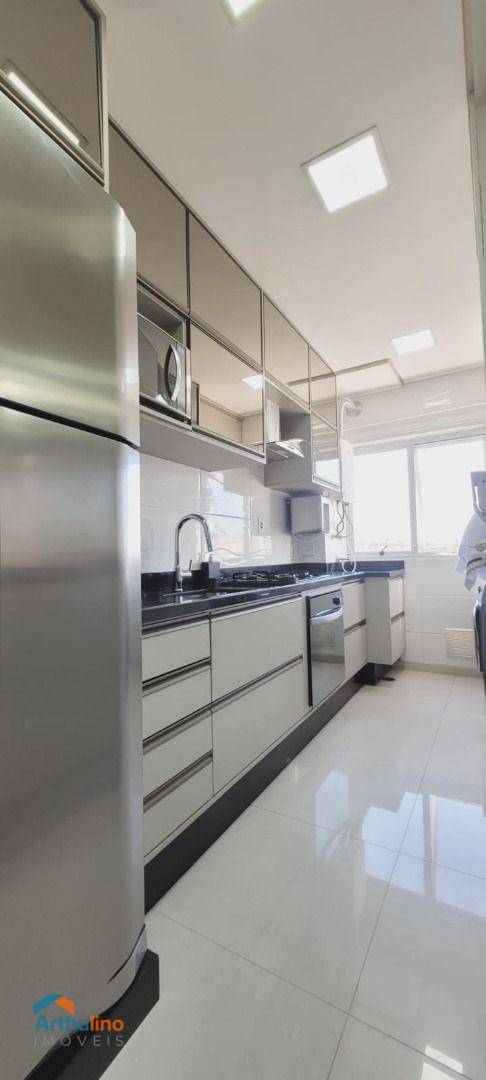 Apartamento à venda com 3 quartos, 78m² - Foto 32