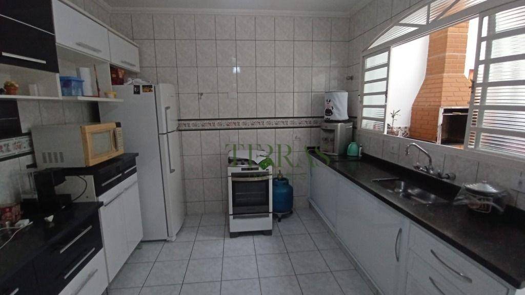 Casa à venda com 3 quartos, 158m² - Foto 9