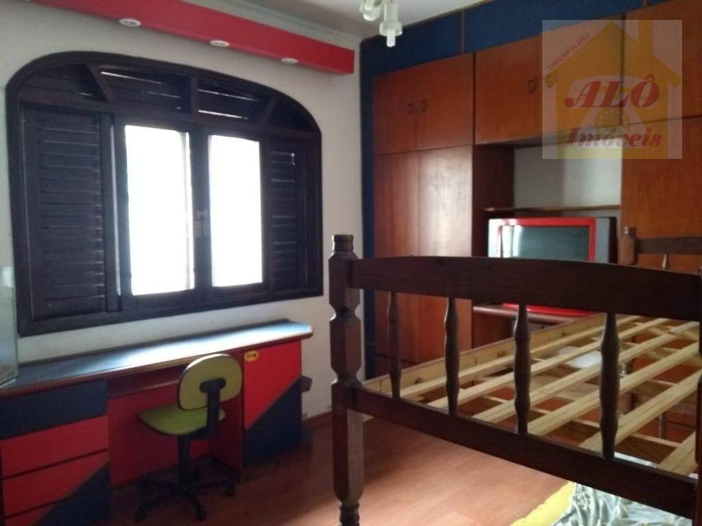 Casa à venda com 4 quartos, 270m² - Foto 19