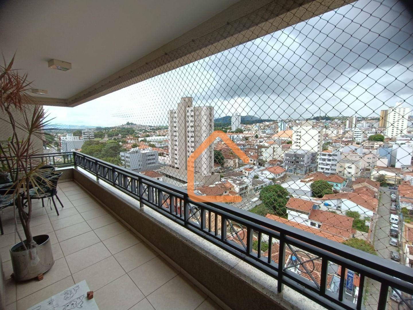 Apartamento à venda com 3 quartos, 157m² - Foto 6