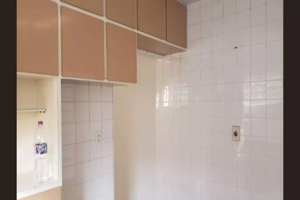 Sobrado à venda com 3 quartos, 200m² - Foto 14