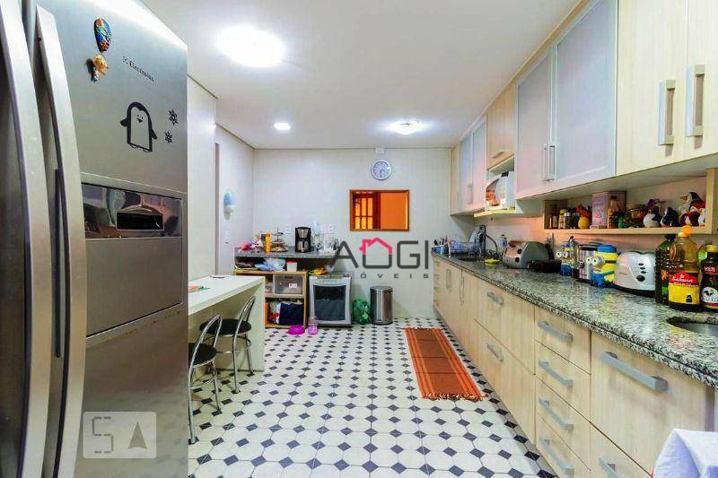 Casa de Condomínio à venda com 4 quartos, 180m² - Foto 4