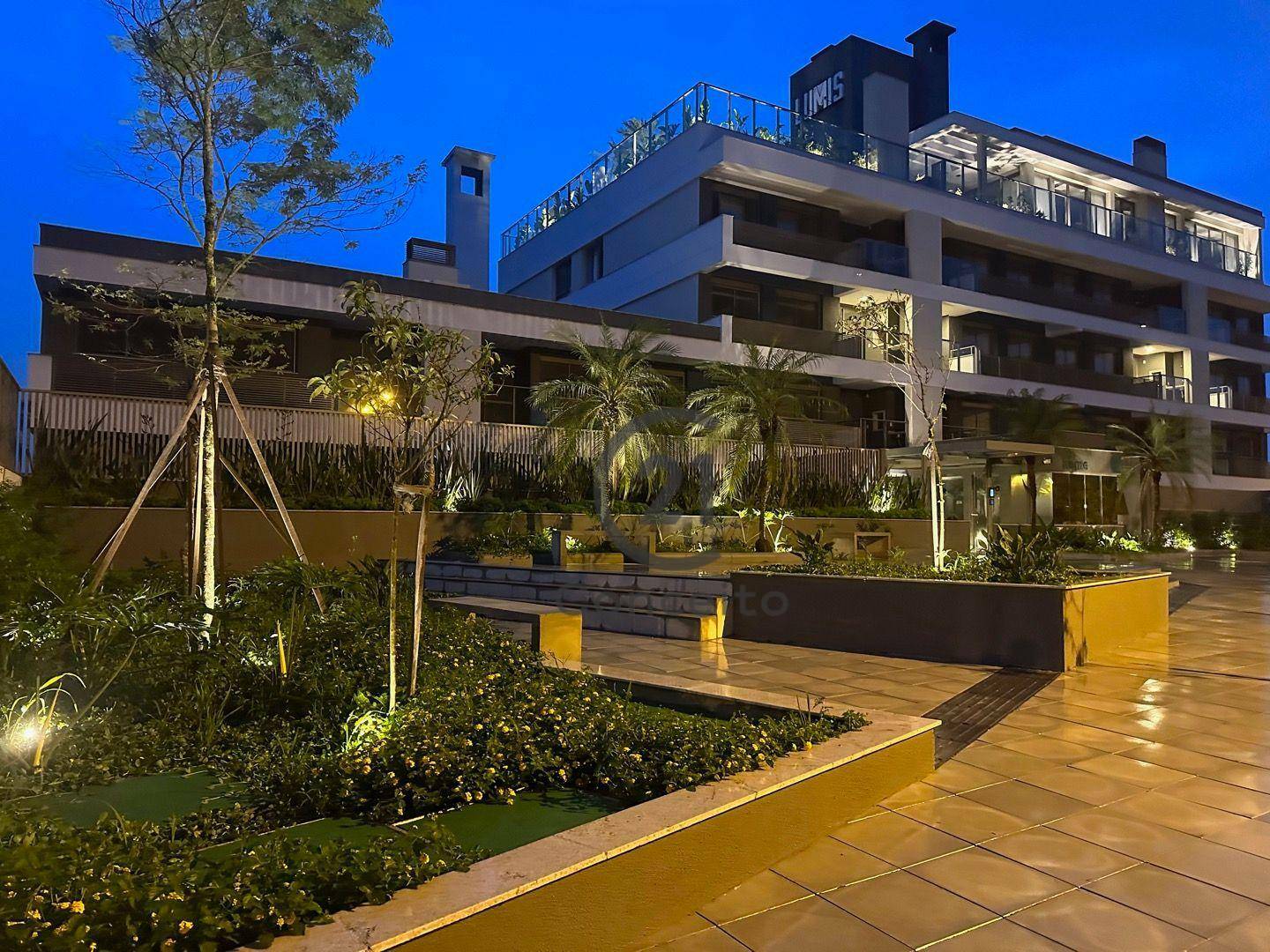 Apartamento à venda e aluguel com 2 quartos, 70m² - Foto 10