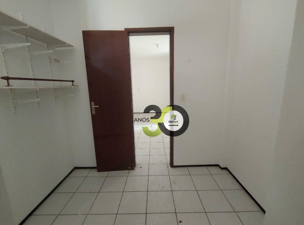 Casa à venda com 4 quartos, 180m² - Foto 49