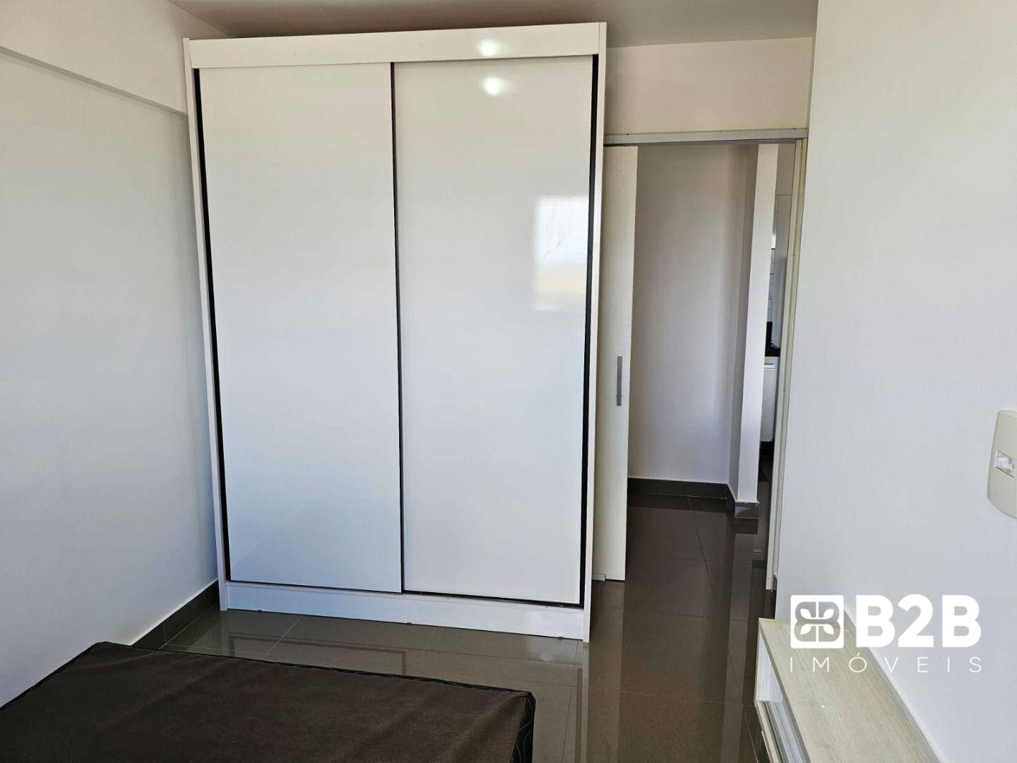 Apartamento para alugar com 1 quarto, 38m² - Foto 9
