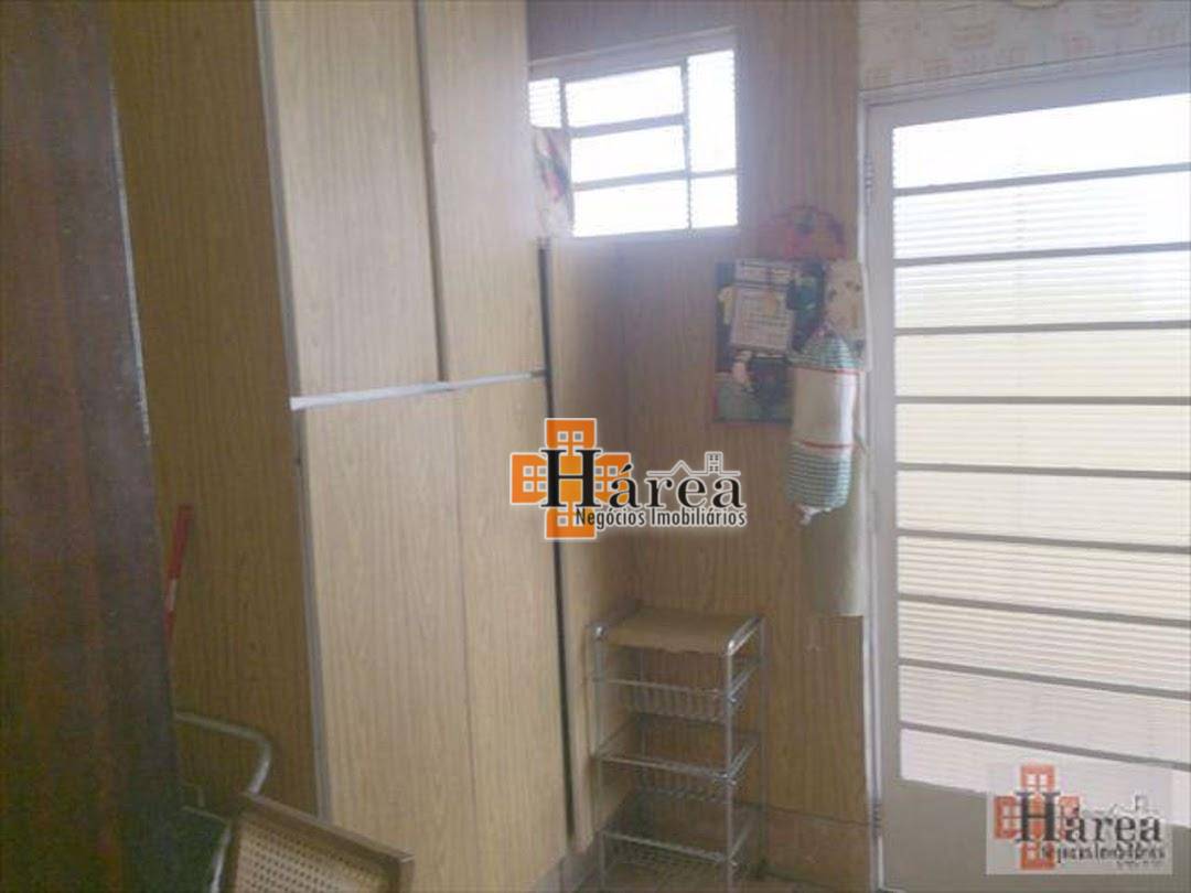 Casa à venda com 3 quartos, 205m² - Foto 20