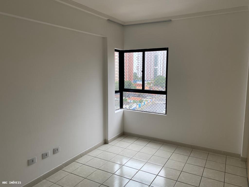 Apartamento para alugar com 3 quartos, 110m² - Foto 20