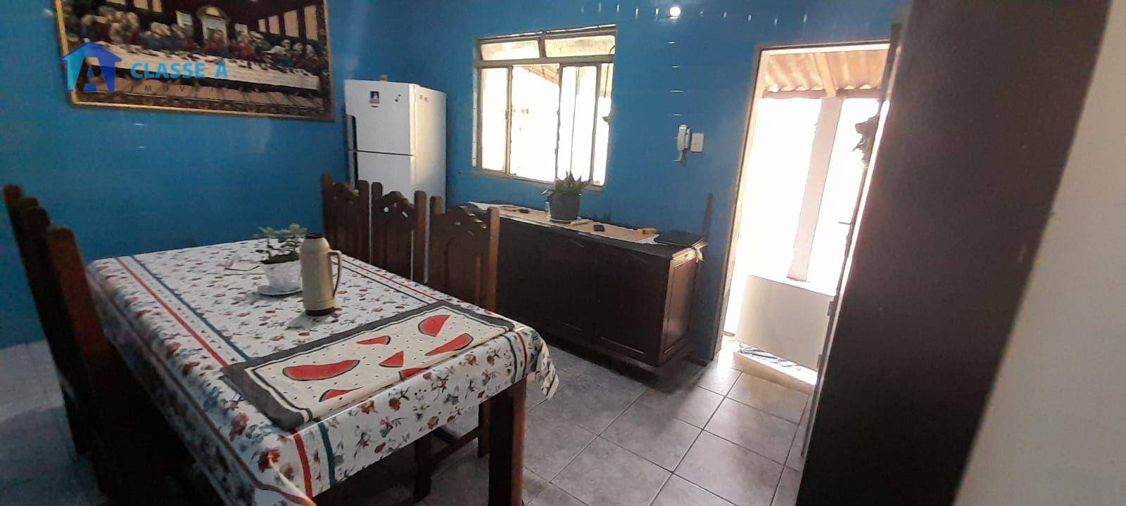 Casa à venda com 3 quartos, 60m² - Foto 7