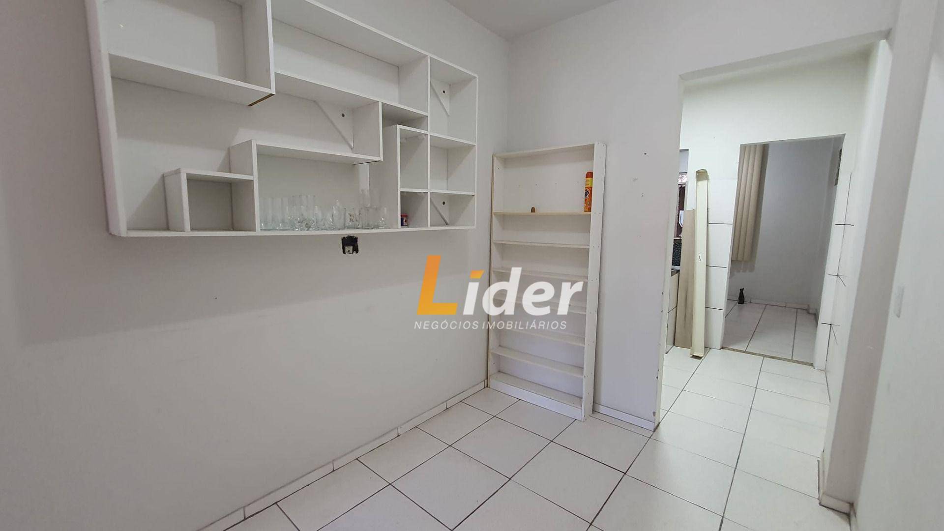 Apartamento à venda com 2 quartos, 65m² - Foto 8