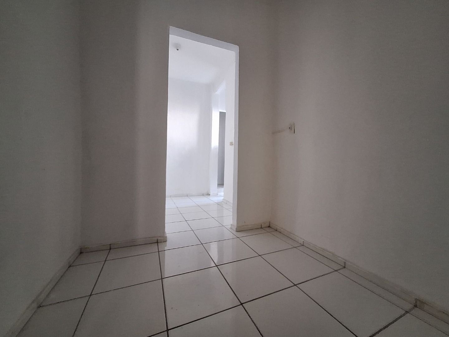 Apartamento para alugar com 2 quartos, 50m² - Foto 5