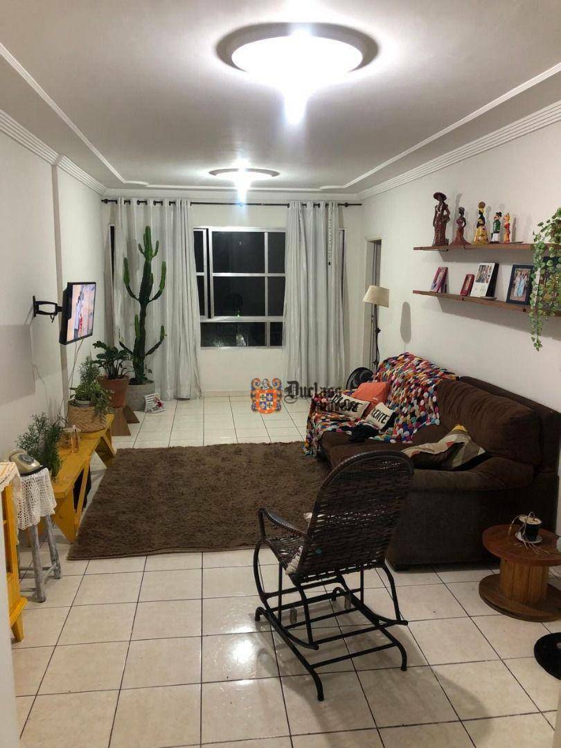 Apartamento à venda com 2 quartos, 146m² - Foto 1