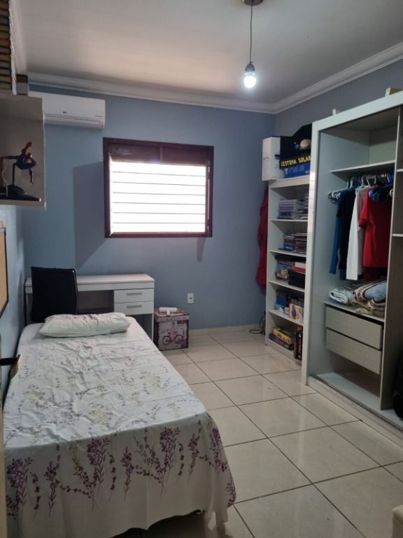 Casa de Condomínio à venda com 3 quartos, 233m² - Foto 17