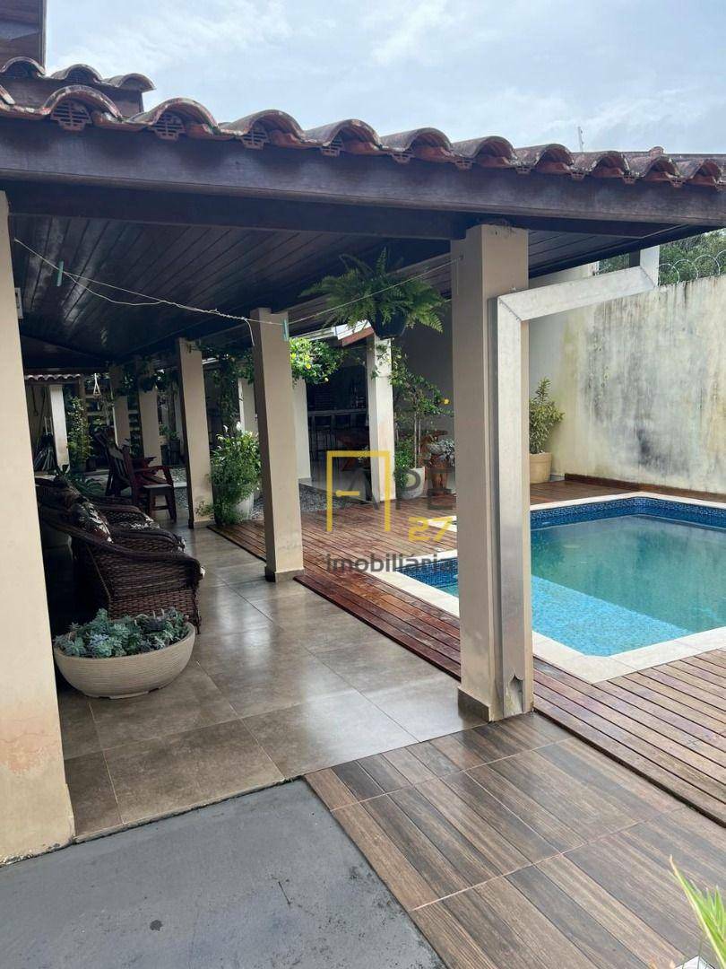 Casa à venda com 3 quartos, 270m² - Foto 5