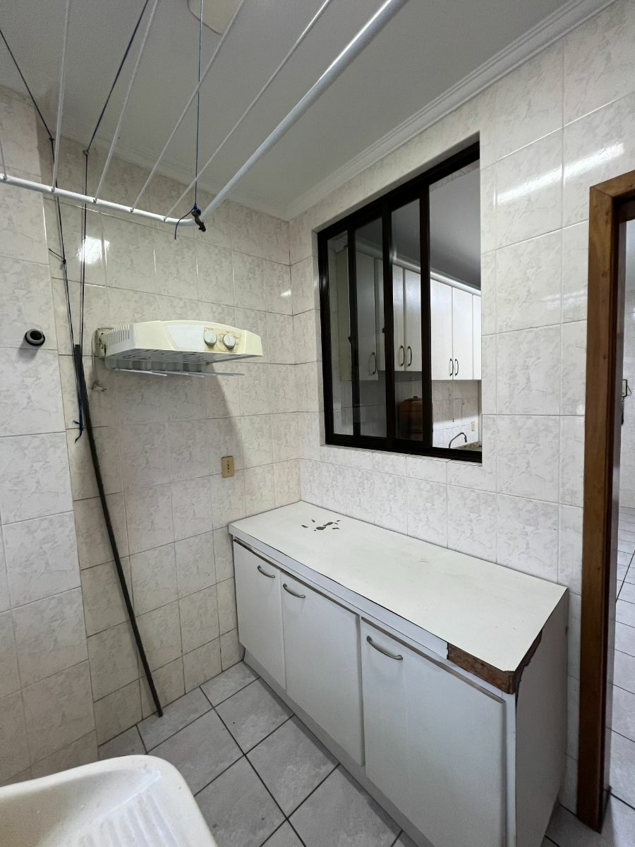 Apartamento à venda com 3 quartos, 96m² - Foto 16