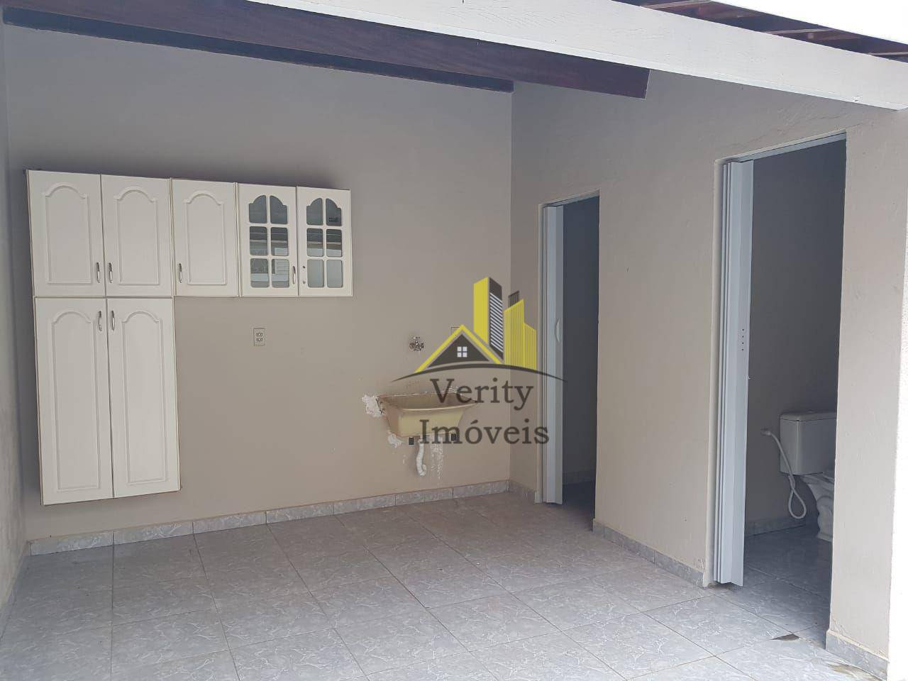 Casa à venda com 2 quartos, 65m² - Foto 19