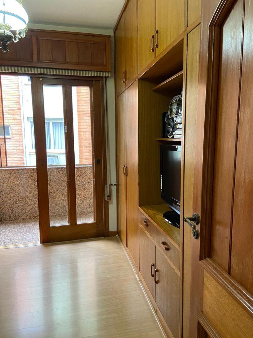 Apartamento à venda com 3 quartos, 118m² - Foto 29